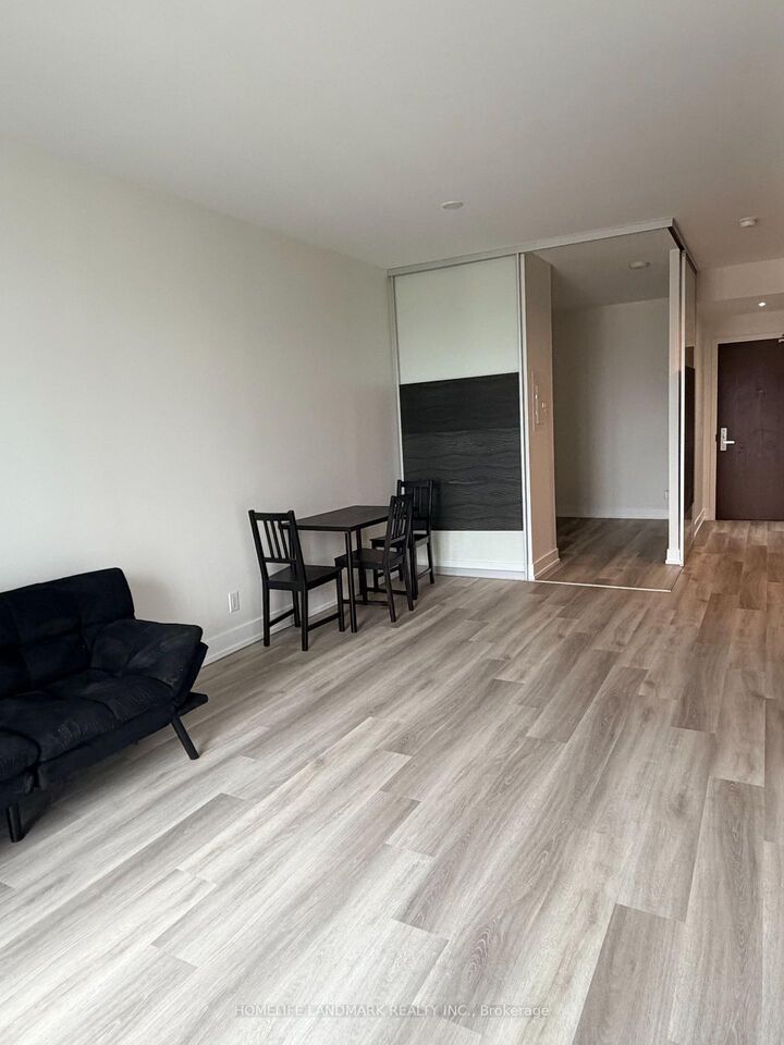 Property Photo:  70 Temperance Street 3701  ON M5H 4E8 