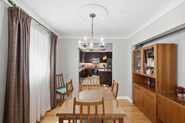 Property Photo: 6 Byron Crescent ON K7M 1H7
