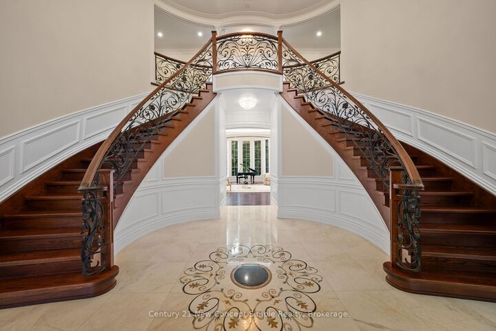 Property Photo: 2637 Bluffs Way ON L7M 0T8