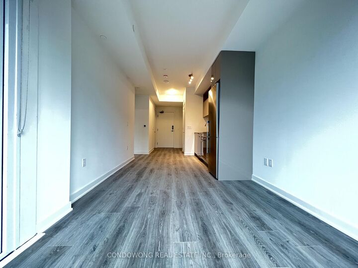 Property Photo: 60 Princess Street 714 ON M5A 2C7