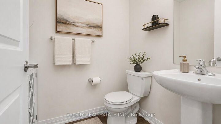 Property Photo:  185 Bedrock Drive 16  ON L8J 0M5 