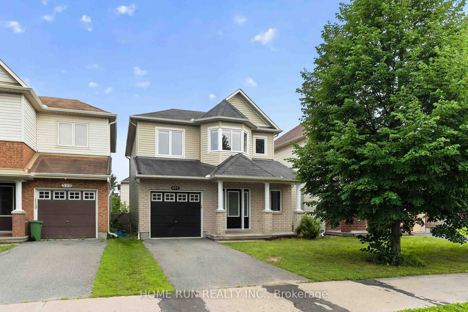 Property Photo: 601 Paul Metivier Drive ON K2J 0X9