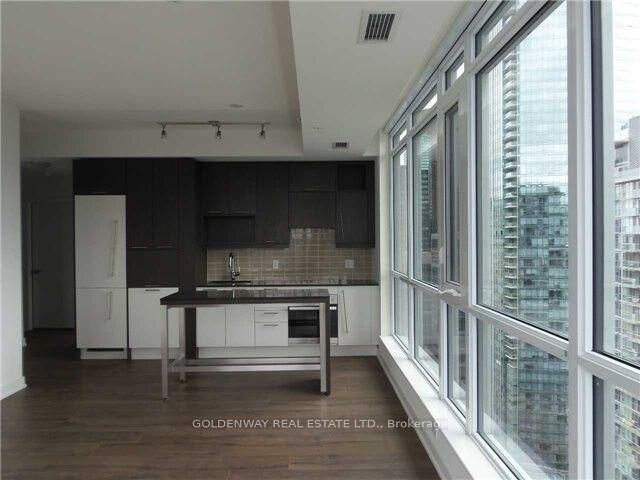 Property Photo:  199 Richmond Street W 3005  ON M5V 0H4 