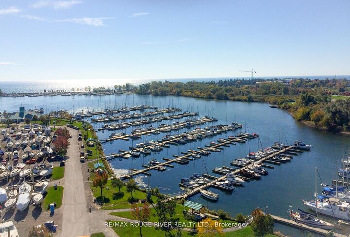 Property Photo:  340 Watson Street W 305  ON L1N 9G1 