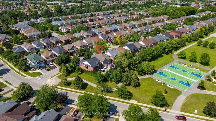 Property Photo: 614 Society Crescent ON L3X 2V8