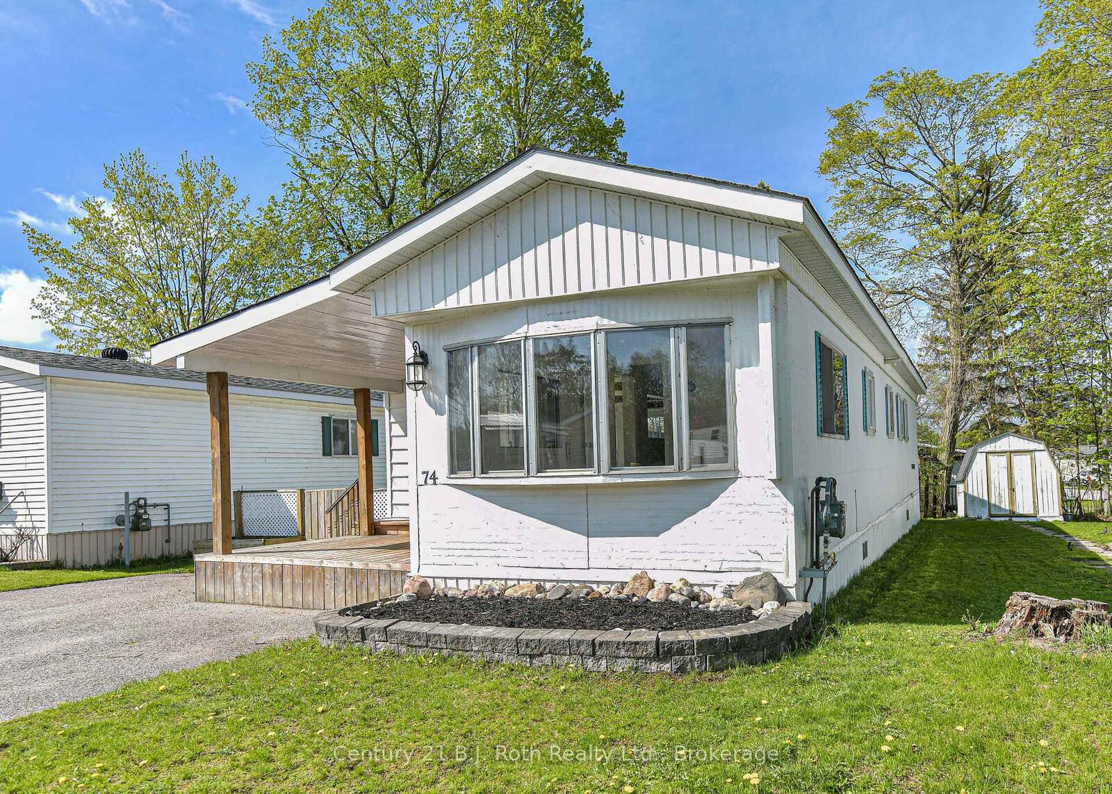Property Photo:  580 West Street S 74  ON L3V 6L8 