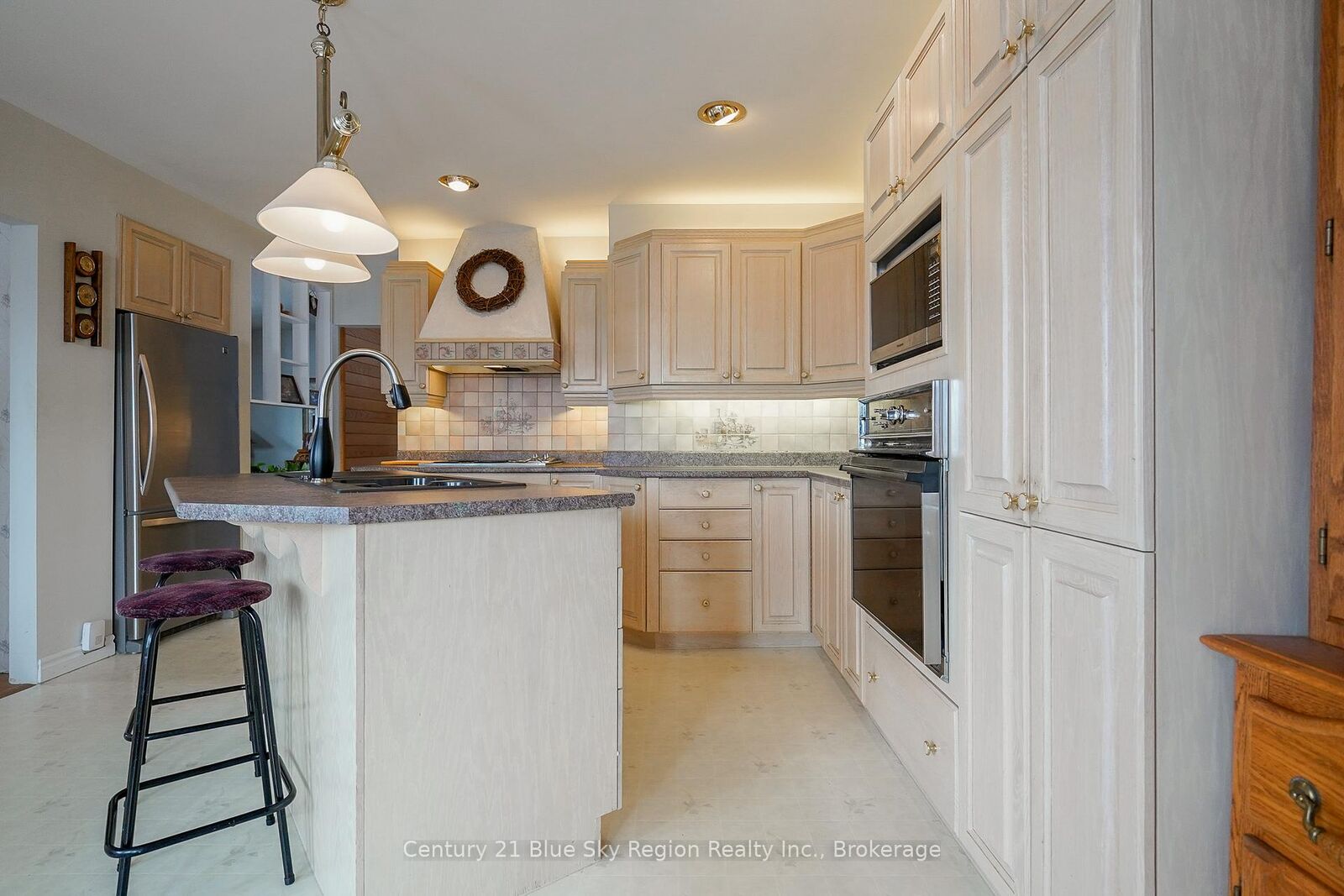 Property Photo:  22 Dubeau Street  ON P0H 2M0 
