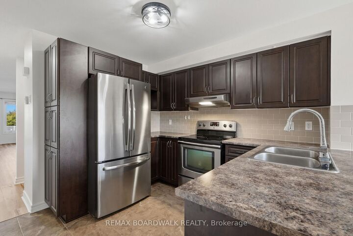 Property Photo: 2330 Esprit Drive ON K4A 0T5