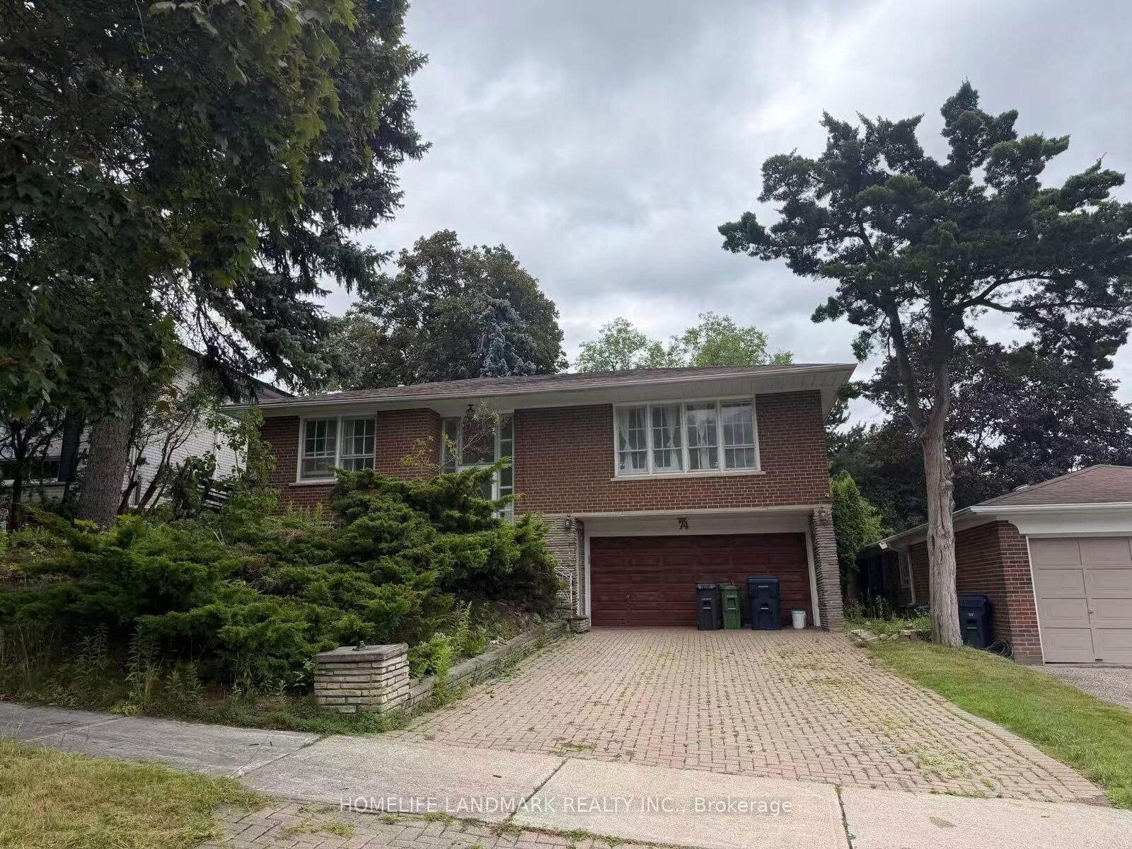 Property Photo:  74 Valentine Drive  ON M3A 3J8 
