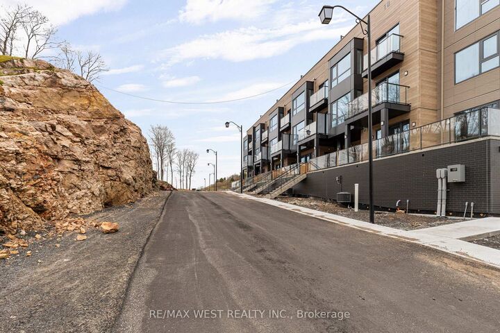 Property Photo:  119 Town Line E Road D208  ON P1H 1S7 