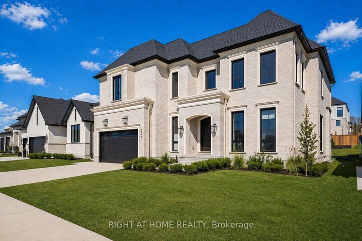 Property Photo: 326 Manhattan Drive ON N6K 4M7