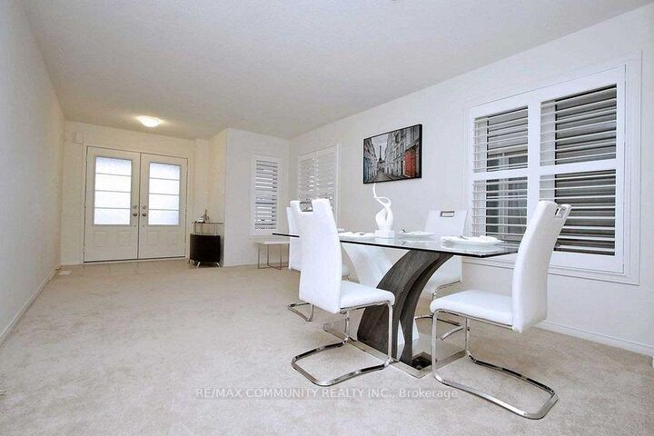 Property Photo:  223 Windfields Farm Drive W  ON L1H 7K4 
