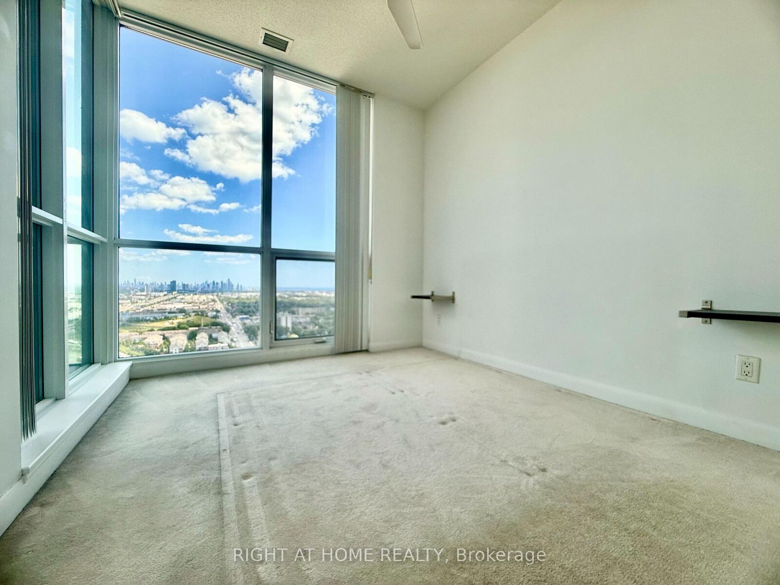 Property Photo:  215 Sherway Gardens Road Ph101  ON M9C 0A4 