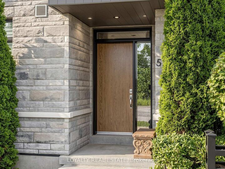 Property Photo: 52 South Park Road ON L3T 0G6