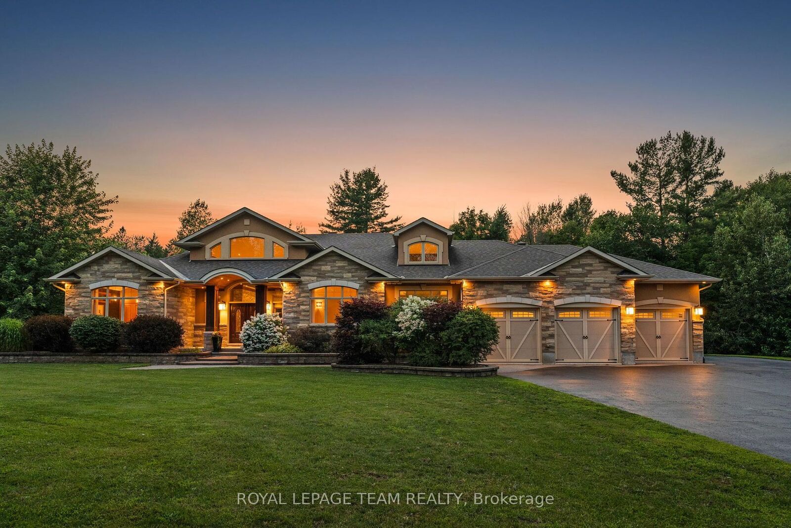 Property Photo: 1343 Terrace Ridge Drive ON K0A 1L0