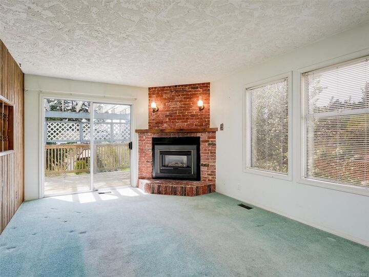Property Photo:  361 Cotlow Rd  BC V9C 2E9 