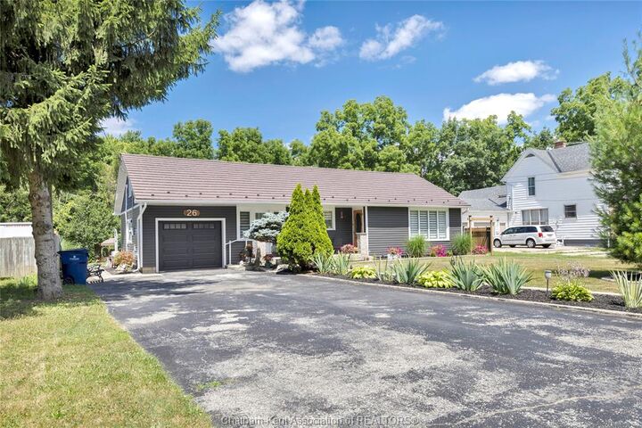 Property Photo: 26 Sherman Street ON N0P 2K0