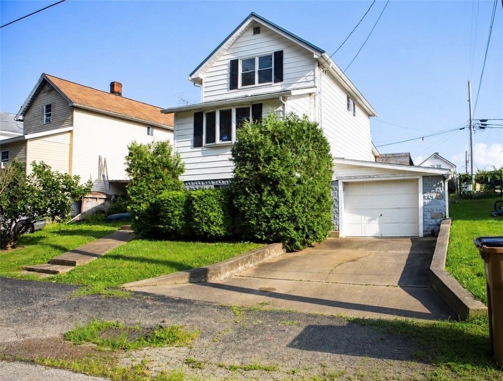 Property Photo: 201 Adelaide St PA 15315