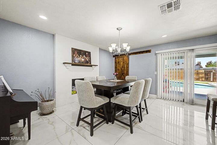 Property Photo:  4006 S Hanna Drive  AZ 85282 