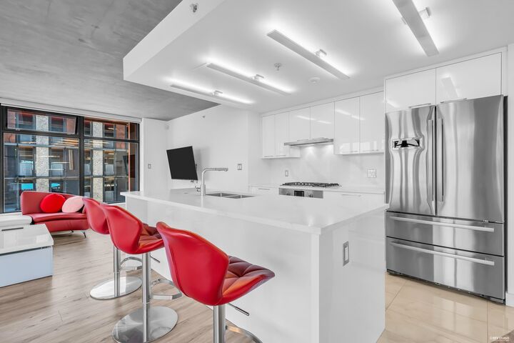 Property Photo:  128 W Cordova Street 610  BC V6B 0E6 