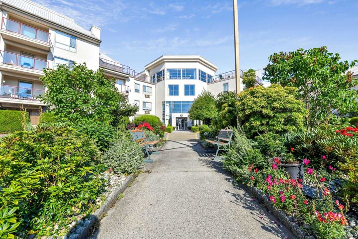 Property Photo: 2626 Countess Street 322 BC V2T 5P3