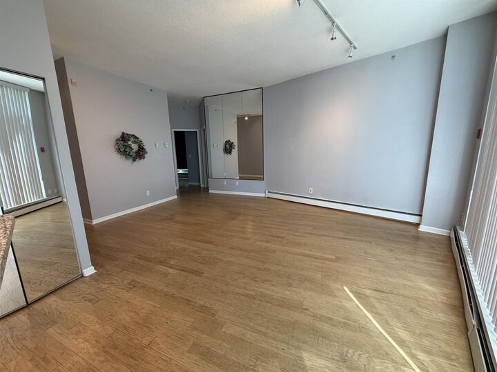 Property Photo:  388 Drake Street 105  BC V6B 6A8 