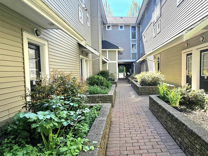 Property Photo: 6965 Hastings Street 47 BC V5B 4T8