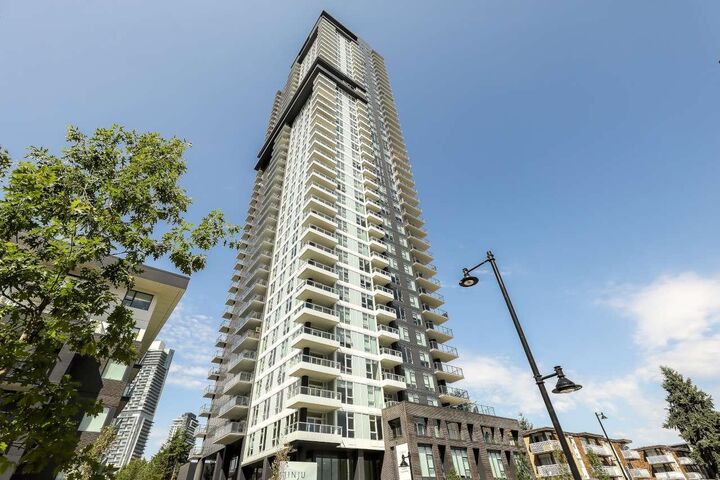 537 Cottonwood Avenue 301 — photo 1