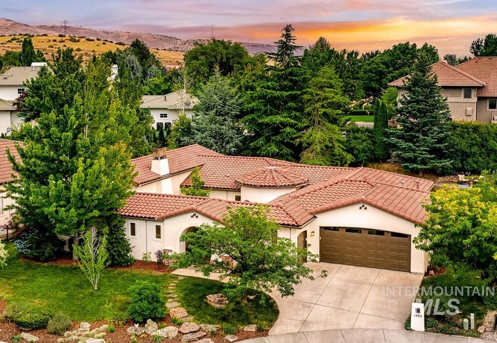 Property Photo: 1583 E Nines Point Ln ID 83702