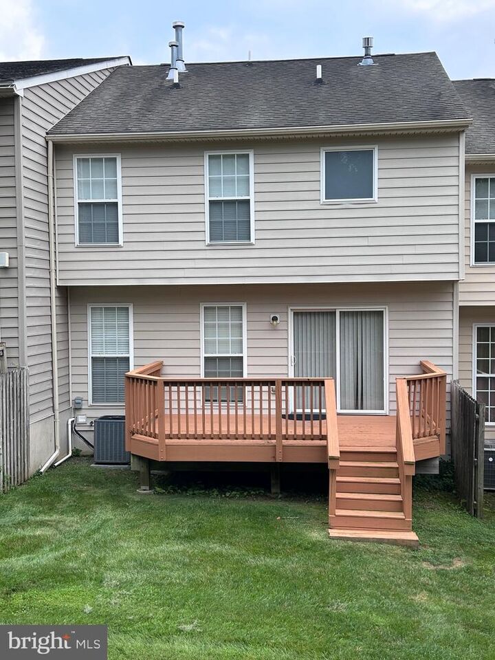 Property Photo:  717 McCardle Drive  PA 19380 