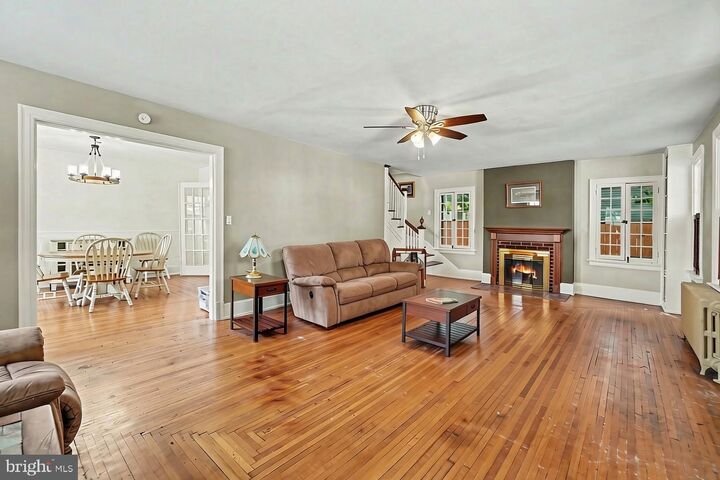 Property Photo:  101 S 2nd Street  PA 17074 