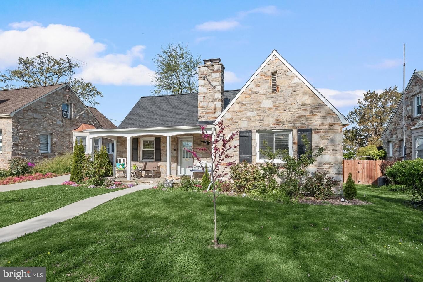 Property Photo:  7902 Oakdale Avenue  MD 21234 