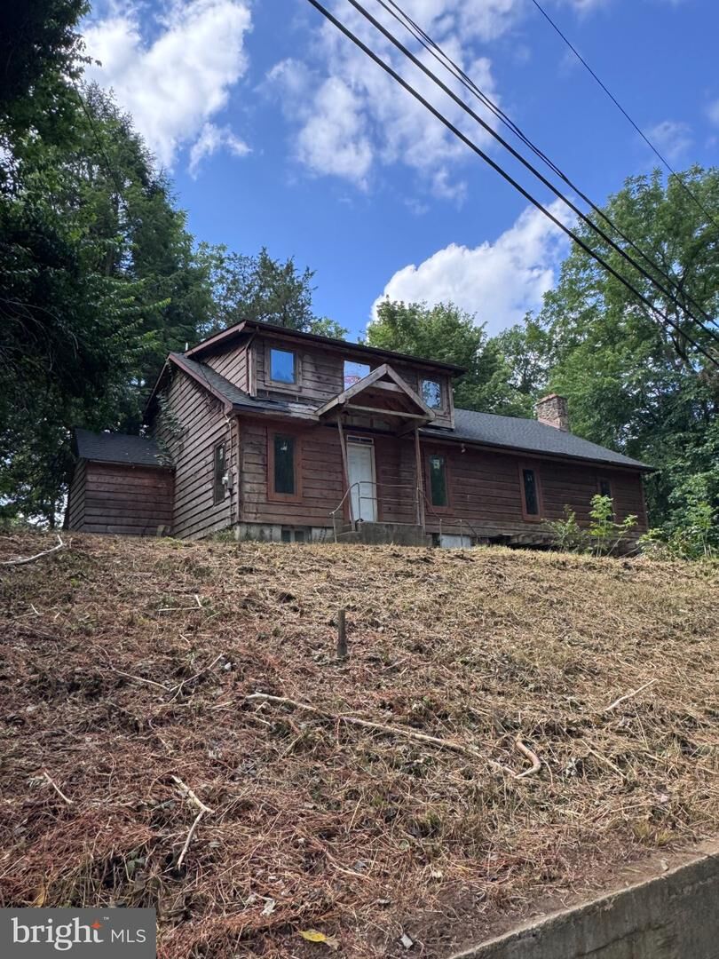 Property Photo: 142 Eckman Road PA 17602