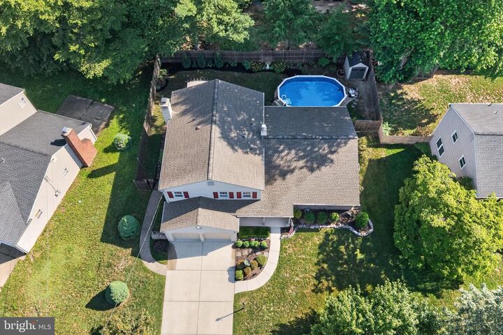 Property Photo:  3 Gately Court  NJ 08002 
