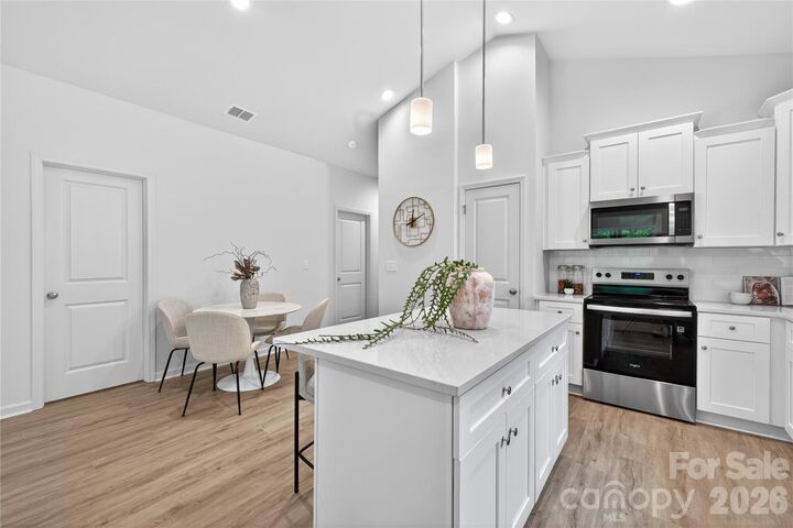 Property Photo:  302 Starr Street  NC 28034 