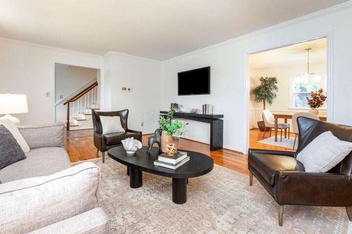 Property Photo:  1190 Kingsdale Terrace  OH 43220 