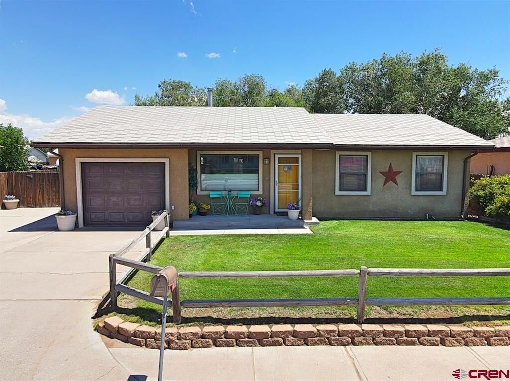 Property Photo: 702 Craft Drive CO 81101