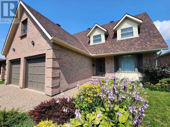 Property Photo: 116 Margaret Place ON K6V 6Y3