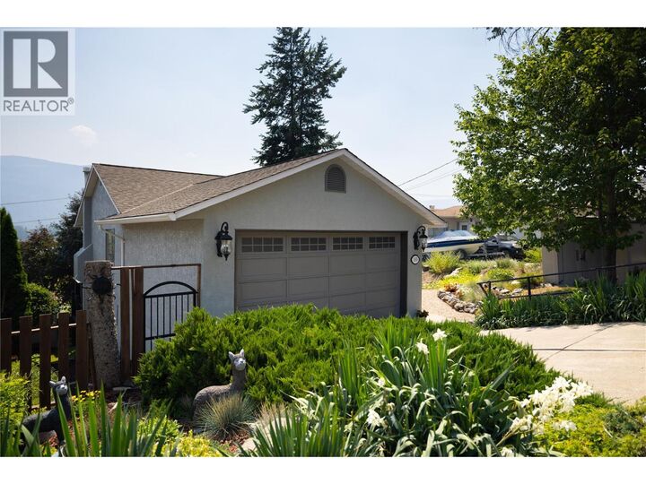 1855 Grandview Avenue — photo 1