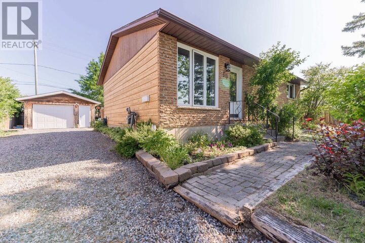 Property Photo: 30 Hazel Street ON P5N 2Z6
