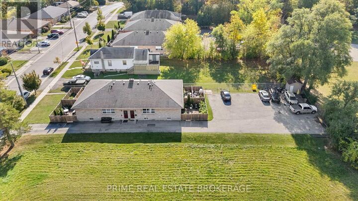 Property Photo: 231 Greenwood Avenue 1B ON N6J 3G5