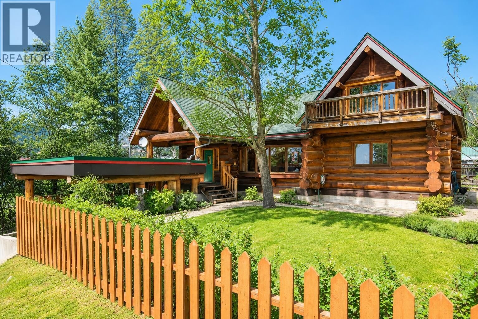 Property Photo:  2266 Fifth Avenue  BC V0G 1Y0 