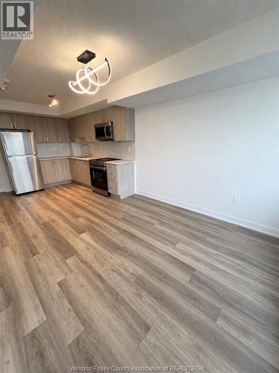 Property Photo:  1435 Celebration Drive 1609  ON L1W 0C4 