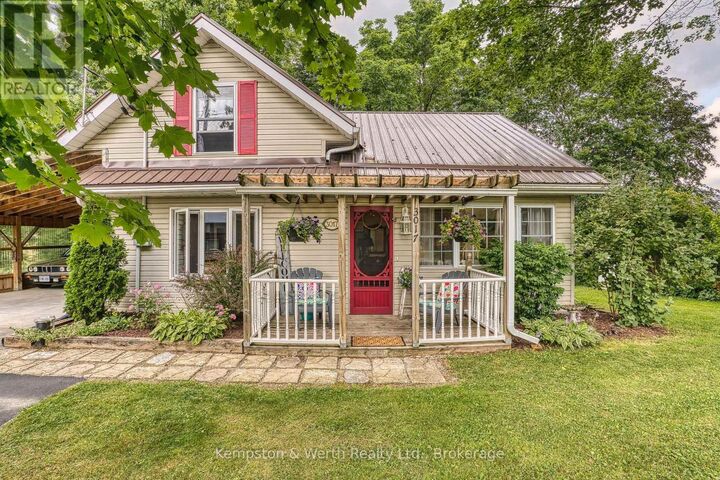 Property Photo: 3017 Louisa Street ON N0G 1V0