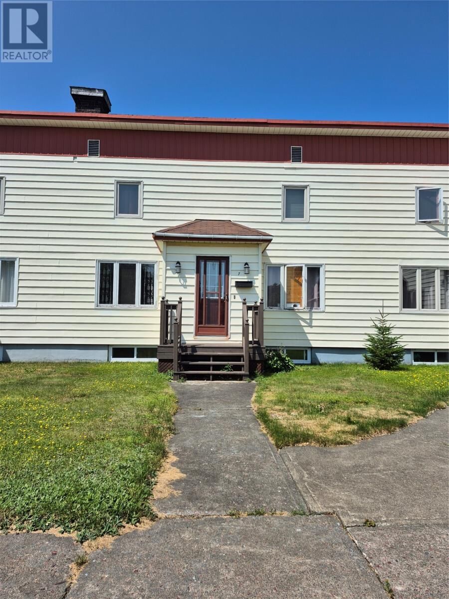 Property Photo:  10 Pine Avenue 7  NL A2A 2B9 