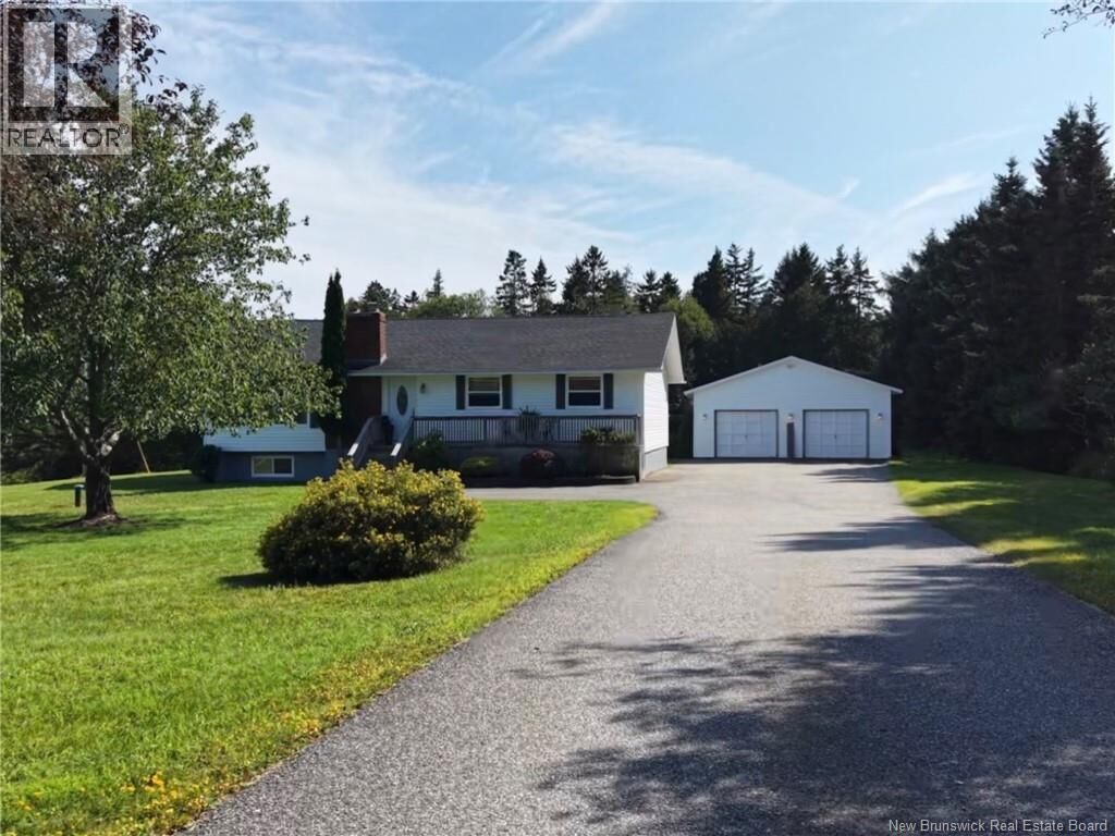 Property Photo:  13 Woodward Crescent  NB E2E 1N5 