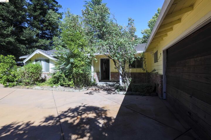 Property Photo: 5039 Alhambra Valley Rd CA 94553