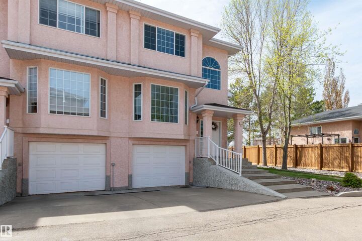 11105 9 Avenue NW 22 — photo 1
