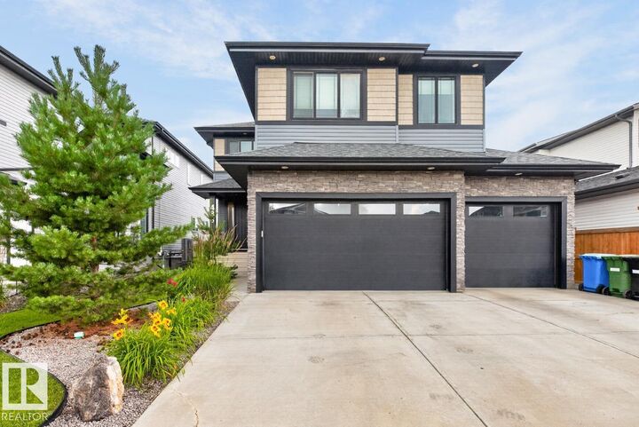 486 McAllister Place — photo 1
