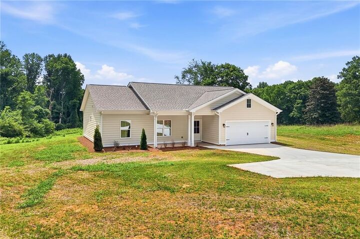 Property Photo:  35 Quail Walk  GA 30143 